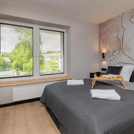 Lux With Jacuzzi & Balcony In By Renters Appartamento